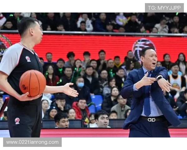 吉林九台农商行激战四川金强上演巅峰对决争夺赛季关键胜利